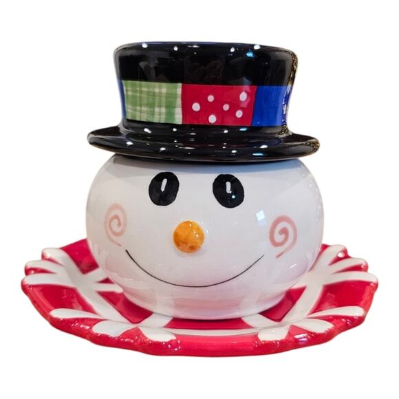 Celebrating Home Snowman Salt & Pepper  Set Head & Hat Shaker on Snowflake Plate - Picture 6 of 9
